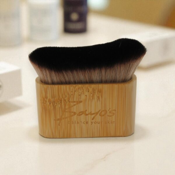 Pinsel:  Bayo´s Contour Brush